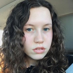 Meet your Posher, Gillian